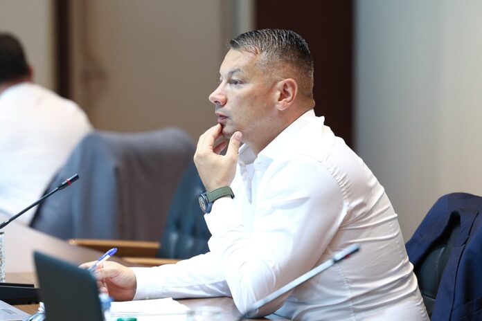 Nenad Nešić K9