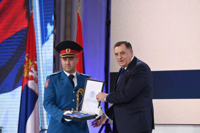 Odlikovanja Sretenje Pocasna jedinica MUP 1