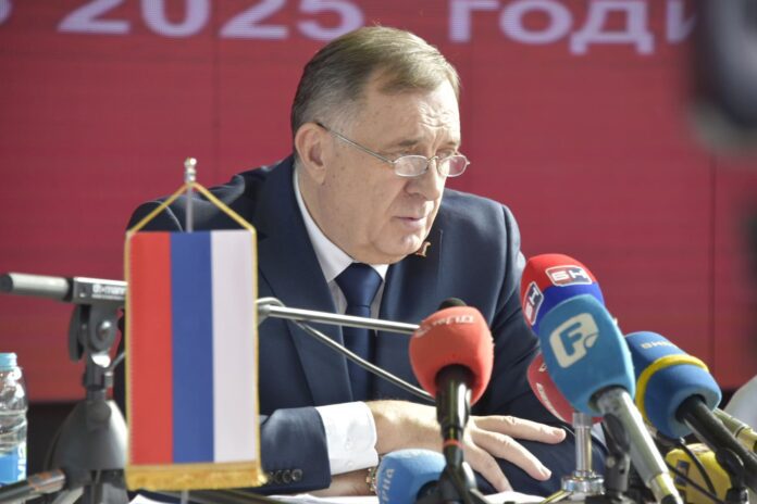 Sjednica Glavnog odbora Dodik 6