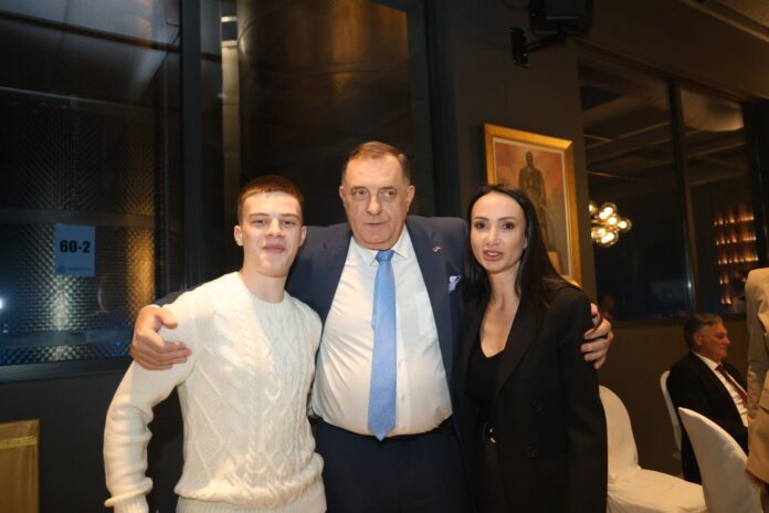 Dodik Podrska porodice