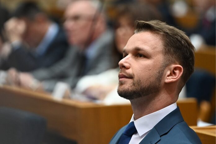 Drasko-Stanivukovic Skupstina 4