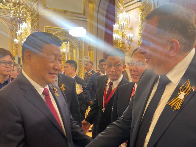Dodik Si Djinping 2