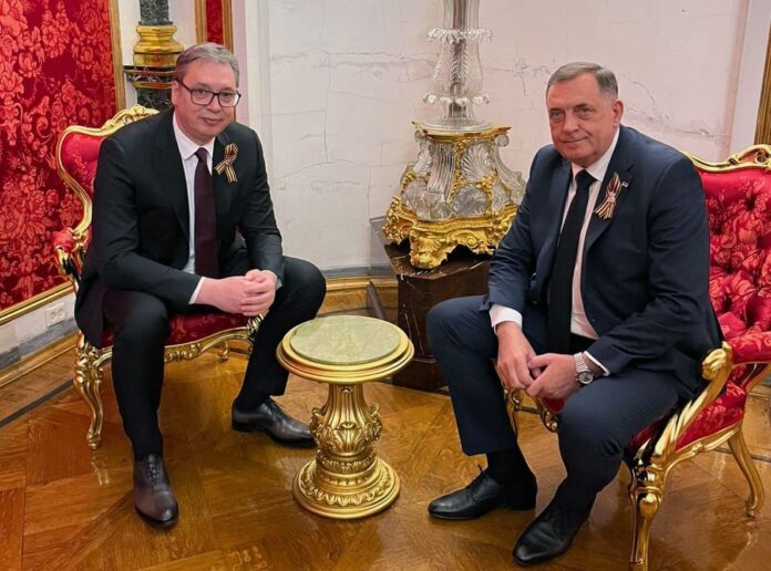 Vucic i Dodik u Moskvi