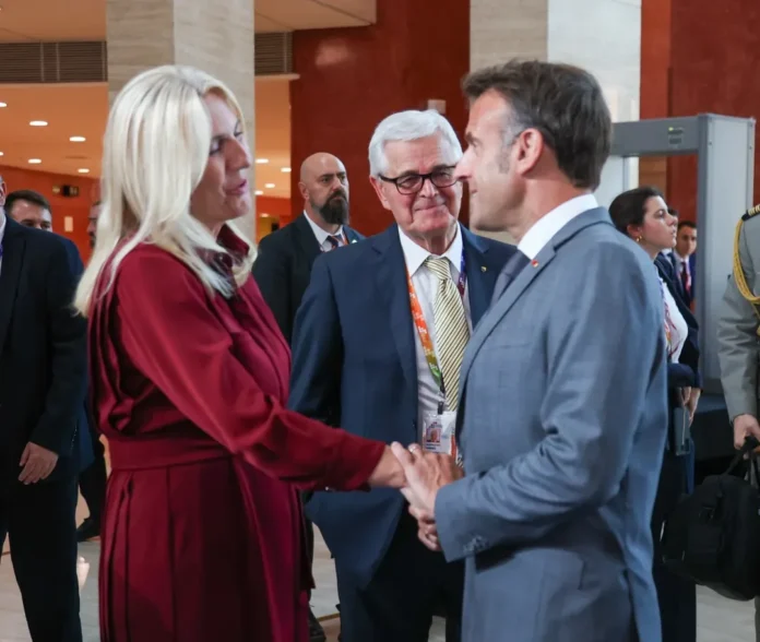Cvijanovićeva u Sevilji sa Makronom, Kostom i Milatovićem 1