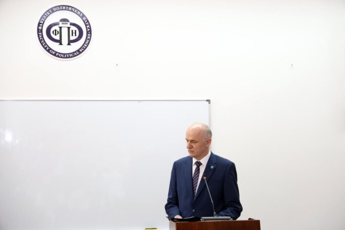 Informacija o aktuelnom upisu na prvu godinu Gajanin
