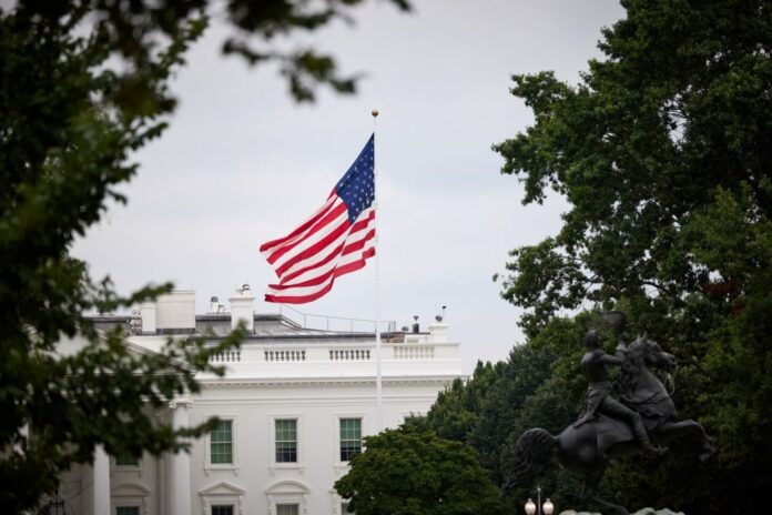 Bijela kuca zastava Amerike SAD