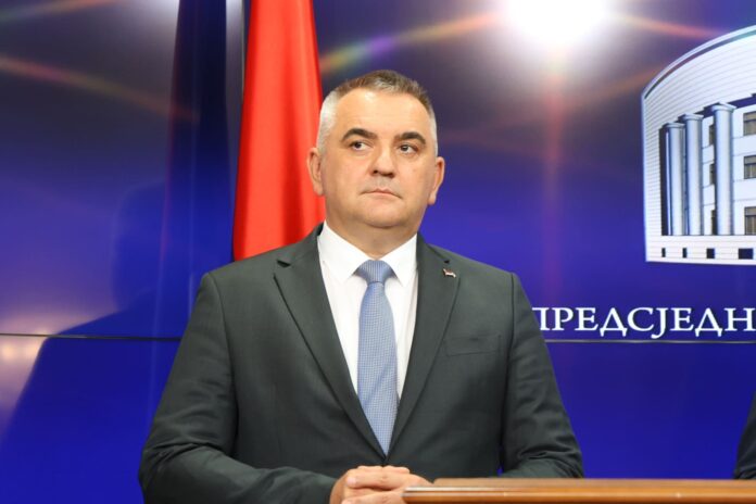 Minic Dodik KZM 16