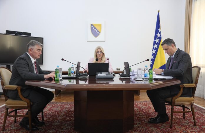 Sjednica Predsjednistva BiH Komsic Cvijanovic Becirovic