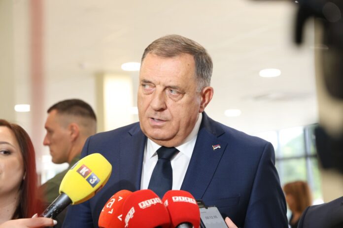 Srednjoškolski centar u Laktašima Dodik 2