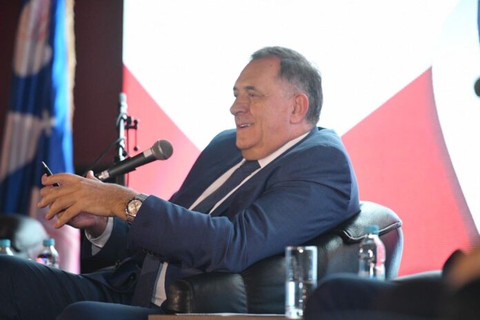 Razgovor sa predsjednikom u Bijeljini Dodik 3