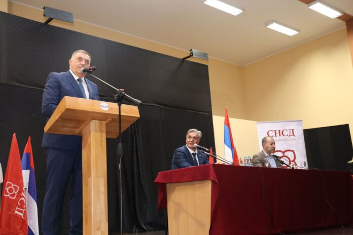 Dodik i Karan Lopare 1