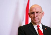 Britanski ministar odbrane tvrdi da je Velika Britanija rasporedila vojni bataljon u BiH