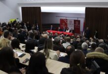 Dodik sa Teslićanima o napadima i pokušajima destabilizacije Republike Srpske