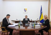 Cvijanović: Odluku o Komisiji za očuvanje nacionalnih spomenika tretirati kao spoljnopolitičko pitanje, a ne dati Komšiću da je potpiše