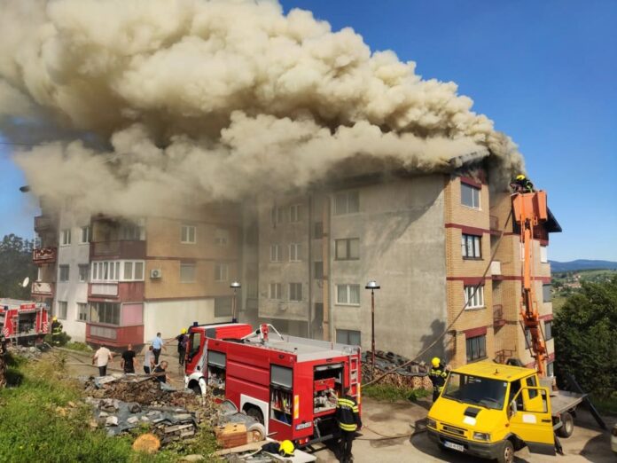 Vlasenica zgrada pozar 2