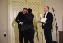 Dodiku uručeno visoko odlikovanje za višedecenijsku pomoć i podršku srpskoj zajednici u Mađarskoj