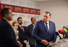 Dodik: Predložićemo besplatne udžbenike za osnovce i kraći pripravnički staž