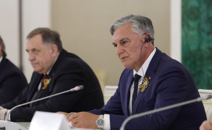 Karan Dodik Putin 1
