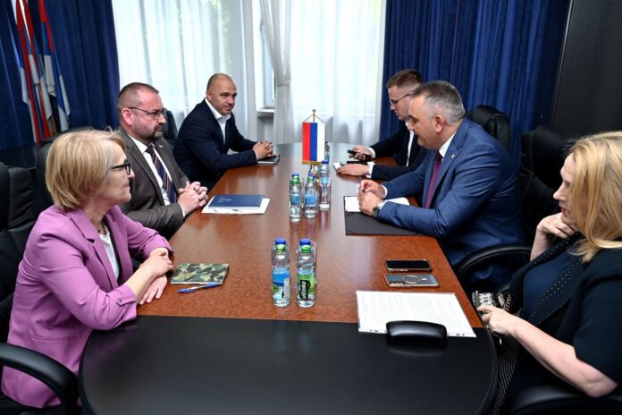 Nuzdic i Minic