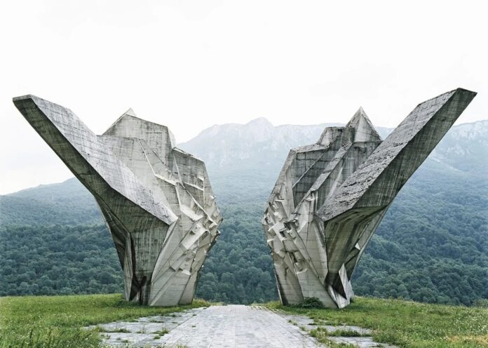 Tjentiste Sutjeska spomenik