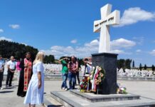 Cvijanovićeva položila vijenac na Novom Zejtinliku: Žrtve ne zaboraviti, oko Republike Srpske se okupljati