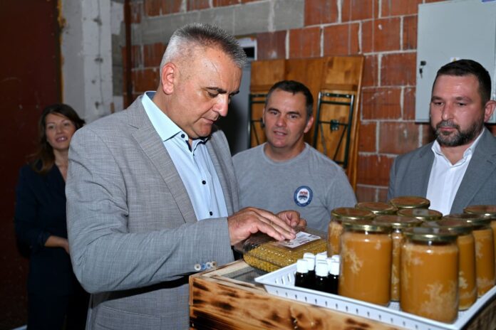 Minić Centar za razvoj poljoprivrede i selo Banjaluka