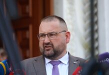 Nuždić: Srbi u Republici Srpskoj i Srbiji dijele herojstva, ali i stradanja