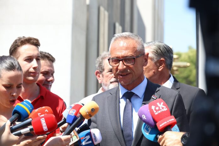 Spomenik Ostojic
