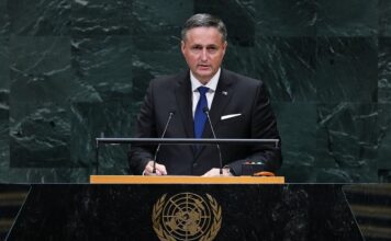 Ko o čemu – Denis Bećirović o Srbima