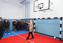 Cvijanović: U novoj sali škole u Borkovićima nove generacije će učiti šta je fer-plej, borbenost i zajedništvo