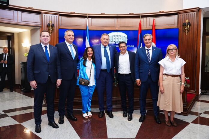 Dodik Minic Karan