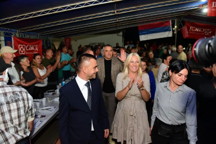 Kampanja 26 SNSD Cvijanović i Minic u Drakseniću