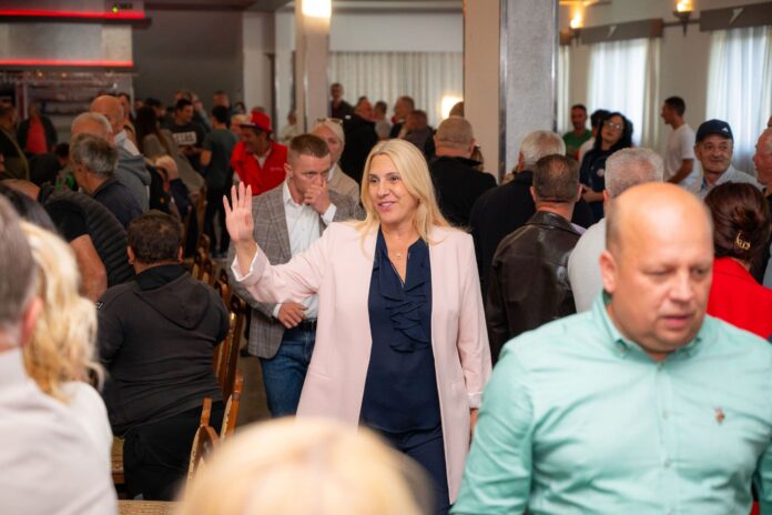 Kampanja 26 SNSD Kola Rekavice Cvijanovic
