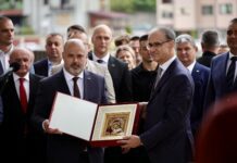 Macutu uručena Povelja opštine Višegrad