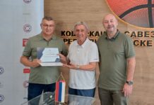 Pešić posjetio Košarkaški savez Republike Srpske, uručena mu Zlatna značka