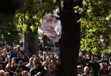 Kulminacija sarajevske histerije nakon sahrane generala Mladića