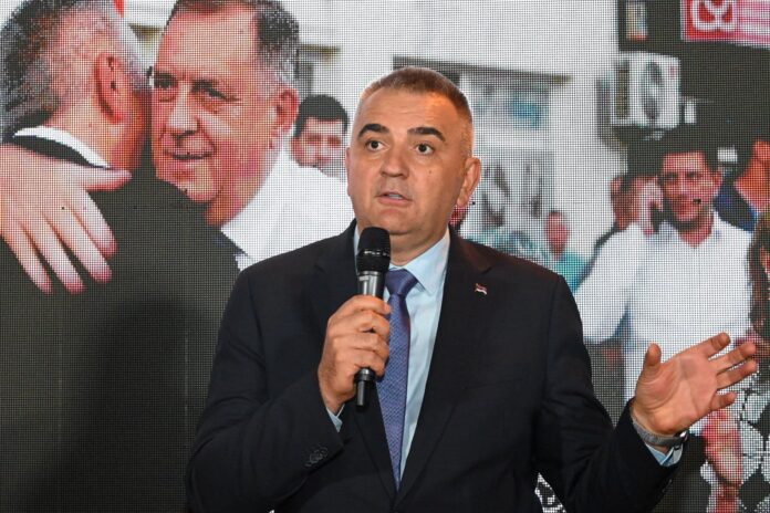 Tribina Mladi pitaju Minic