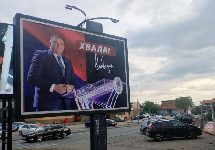 Bilbord Dodik Bijeljina