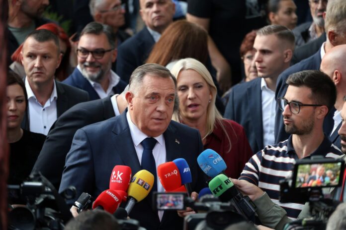 Kampanja 26 SNSD zavrsni miting Banjaluka Dodik