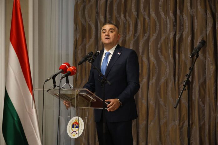 Minic Lukijan 4