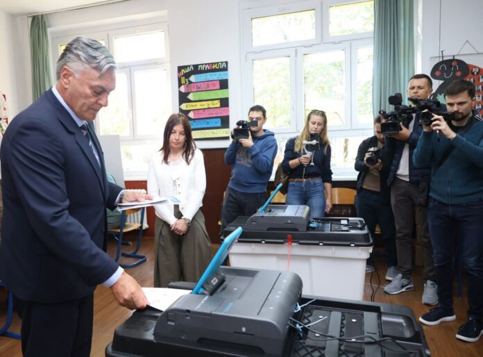 Siniša Karan glasanje 4